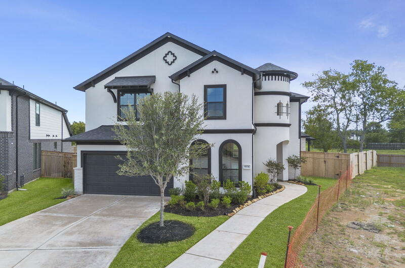 6634 Learning Lane | Photo 1