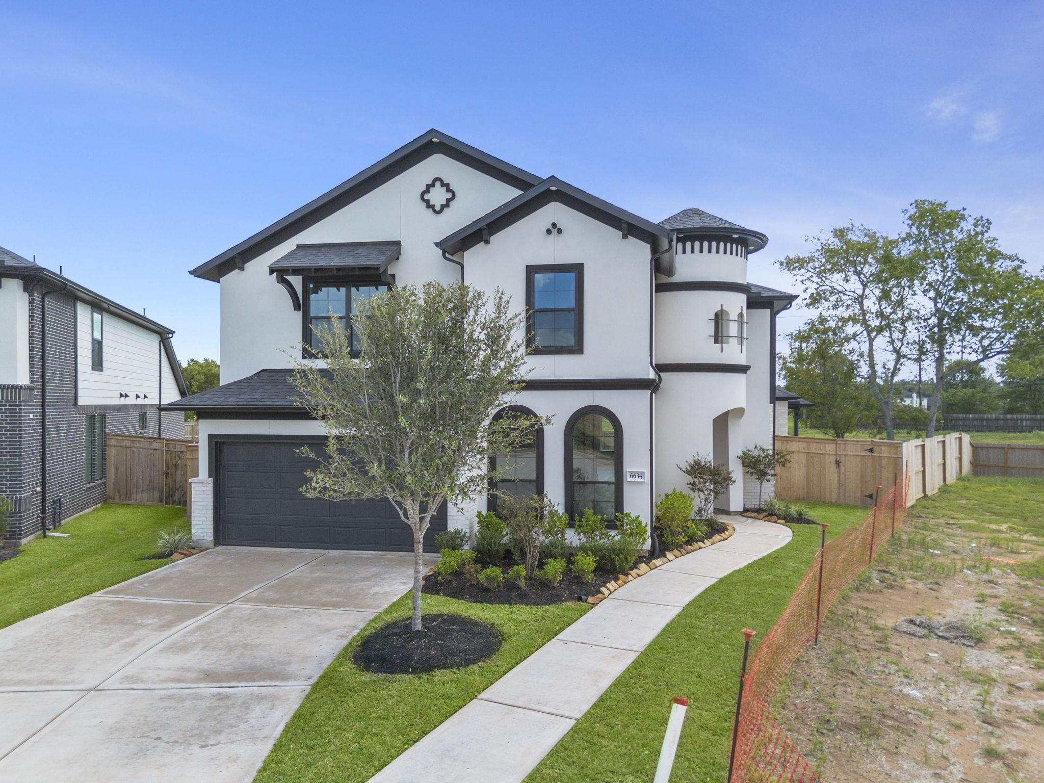 6634 Learning Lane